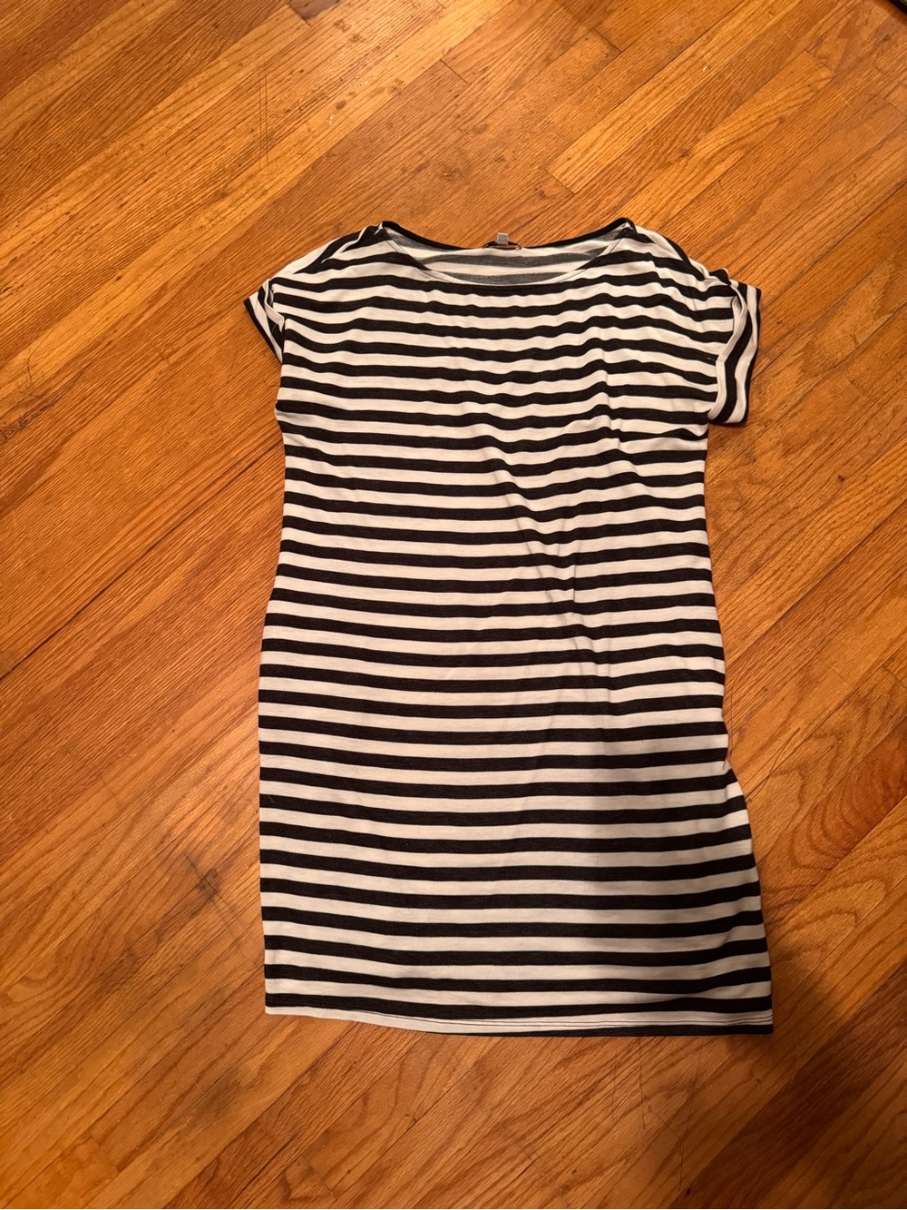 white birch Black and White Striped Short Sleeve Mini Dress